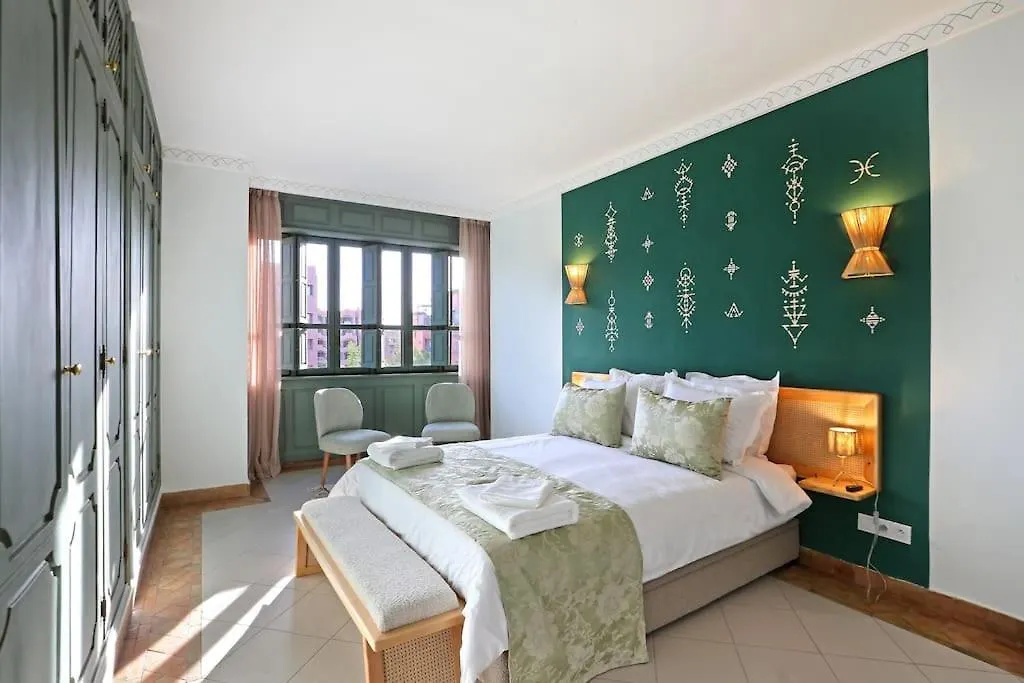Elegant&Familial Appt Hivernage Pool Best Location Marrakesh 0*,  Morocco