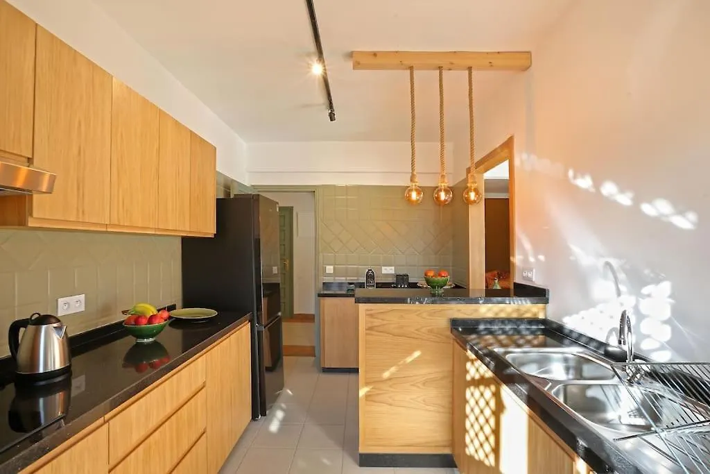 Elegant&Familial Appt Hivernage Pool Best Location Marrakesh